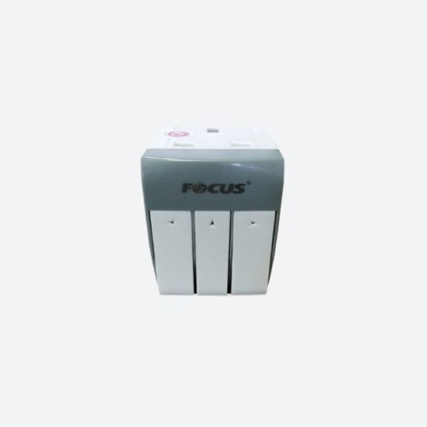 focus-13A-3way-adaptor-with-switch-neon-fimg